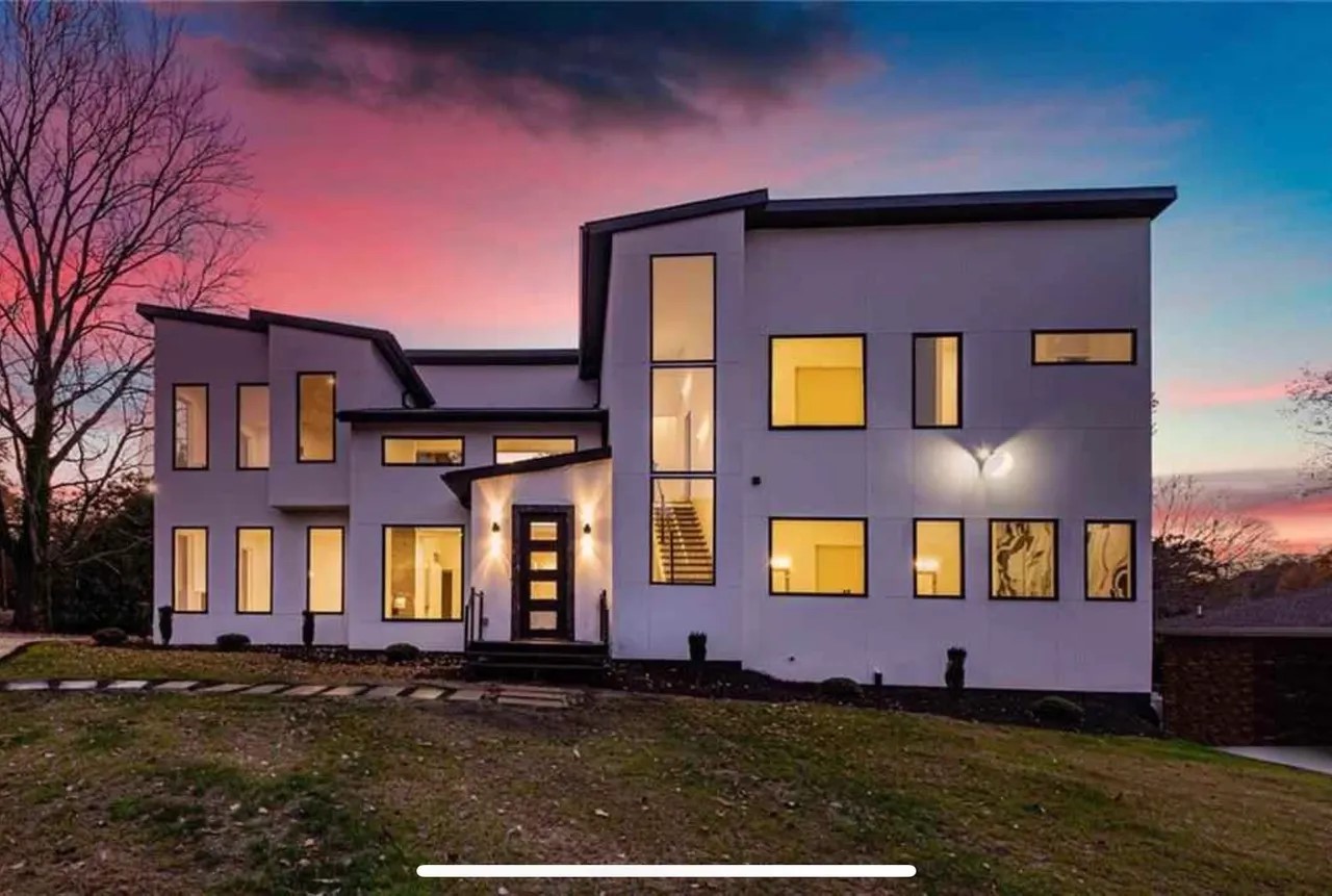 full home construction and window installation project by contractor in Georgia